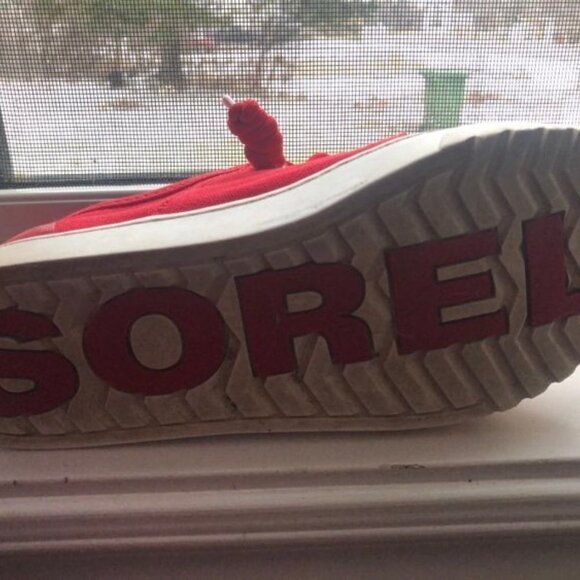 Sorel Red  Canvas Fashion Sneaker Size 7.5 - Picture 7 of 8